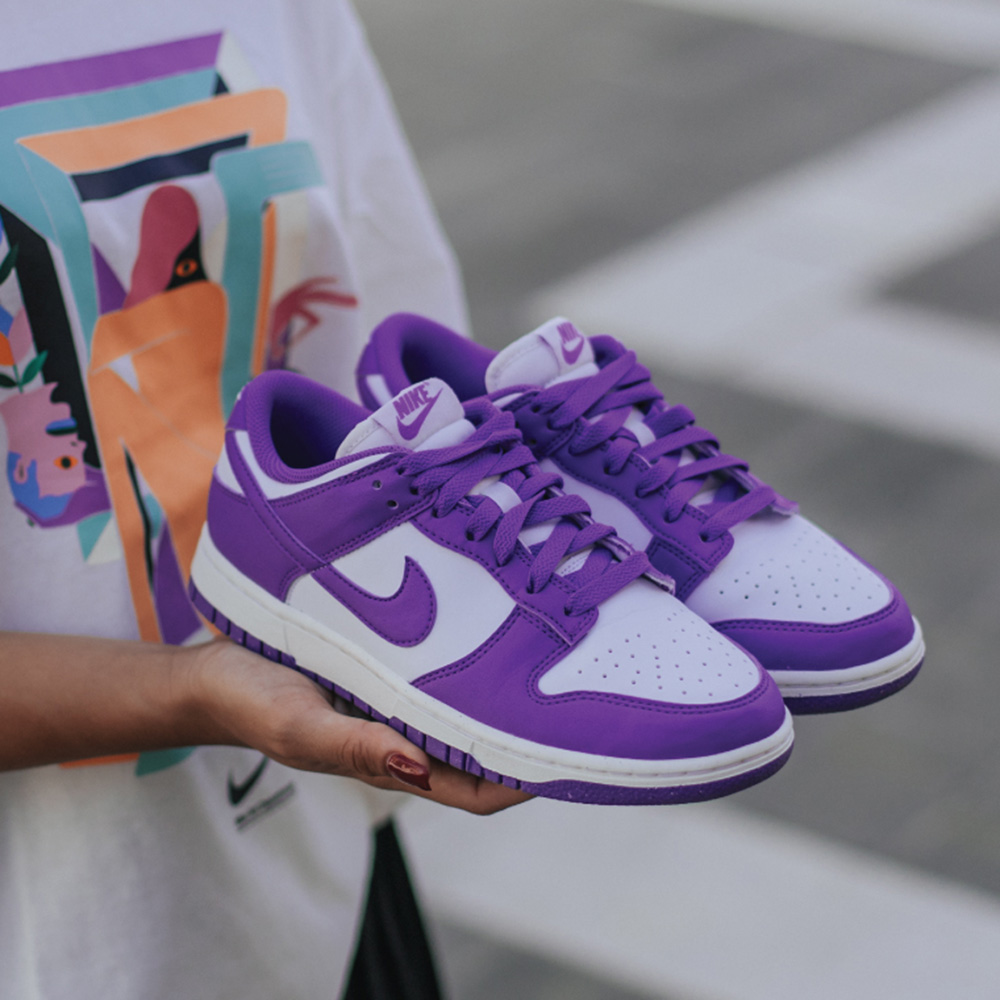 Buzz Sneaker Station Suntem o echipa BuzzSneakers Romania