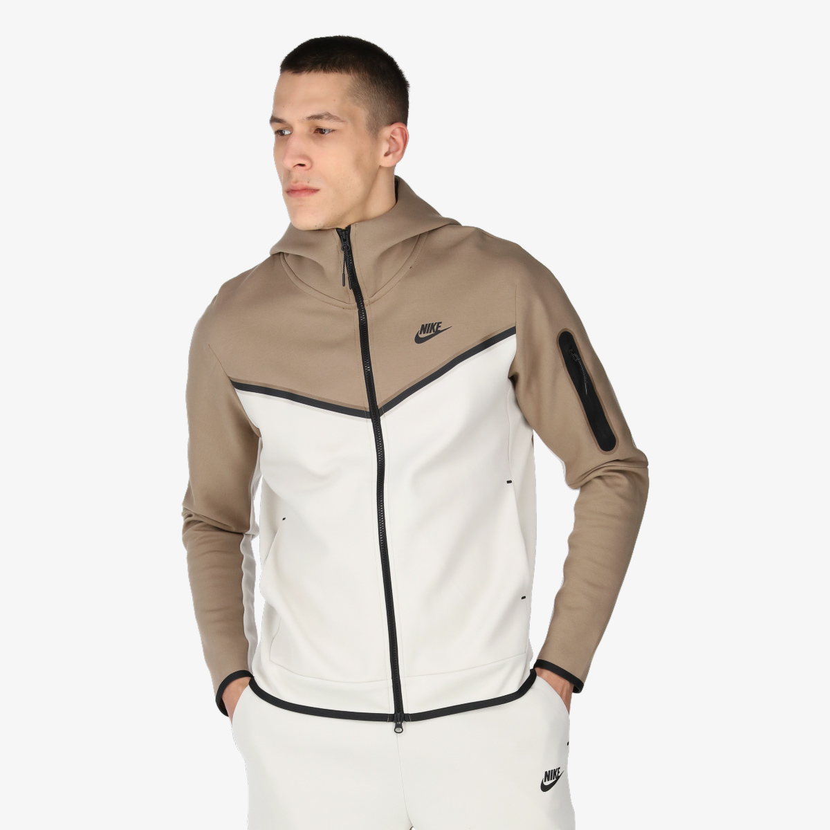 NIKE Hanorace Sportswear Tech Fleece 