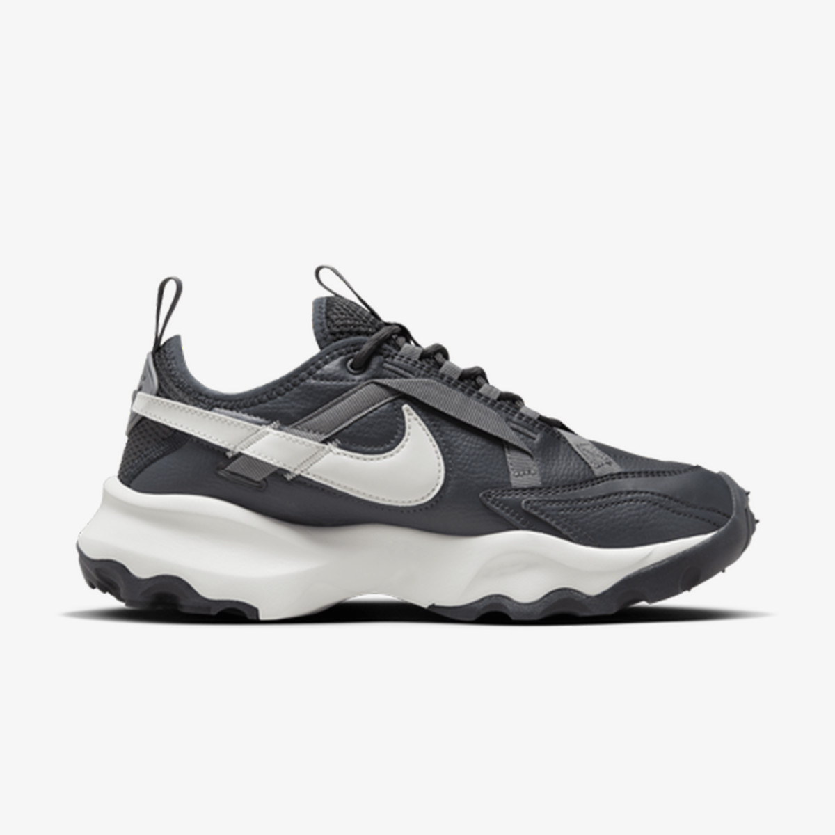 【NIKE】DD9682-110◆ナイキ TC 7900◆ Light Orewood Brown WMNS) Nike TC 7900 'Light Orewood Brown' DD9682-110