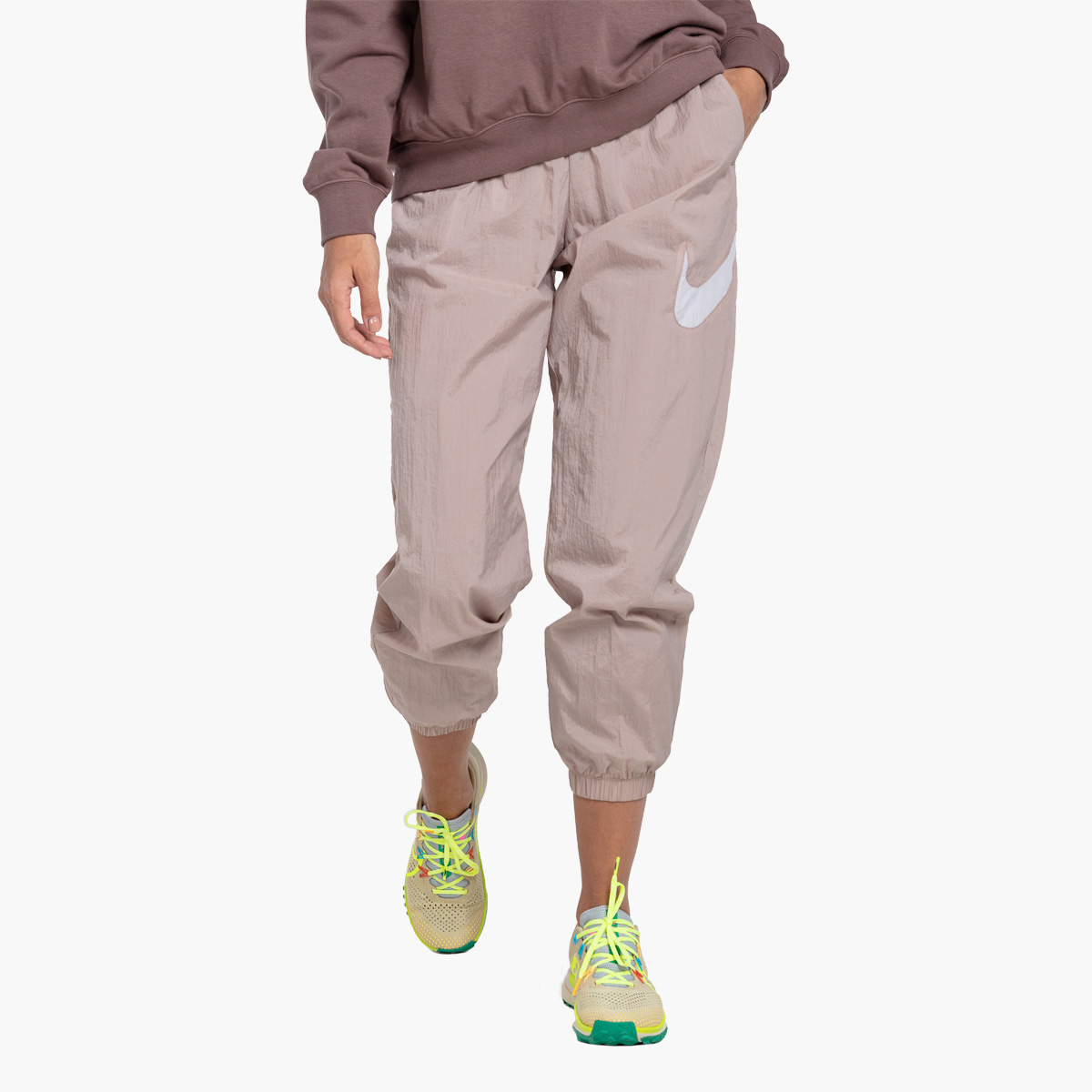 NIKE Pantaloni de trening Sportswear Essential | BuzzSneakers Romania