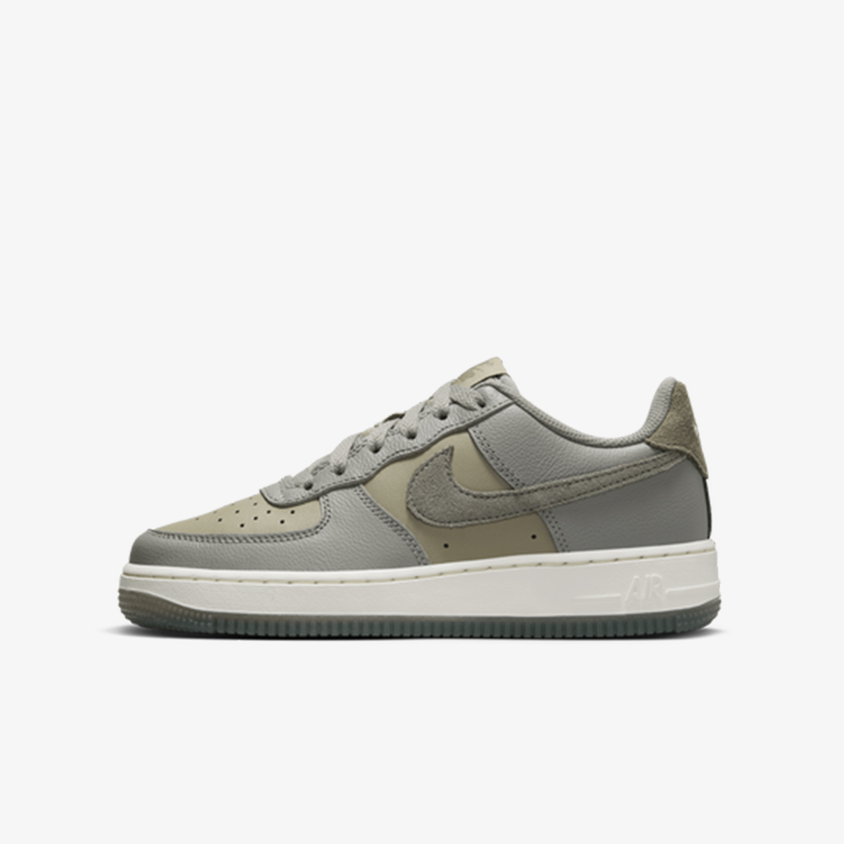 nike pantofi sport air force 1 react lv8 as