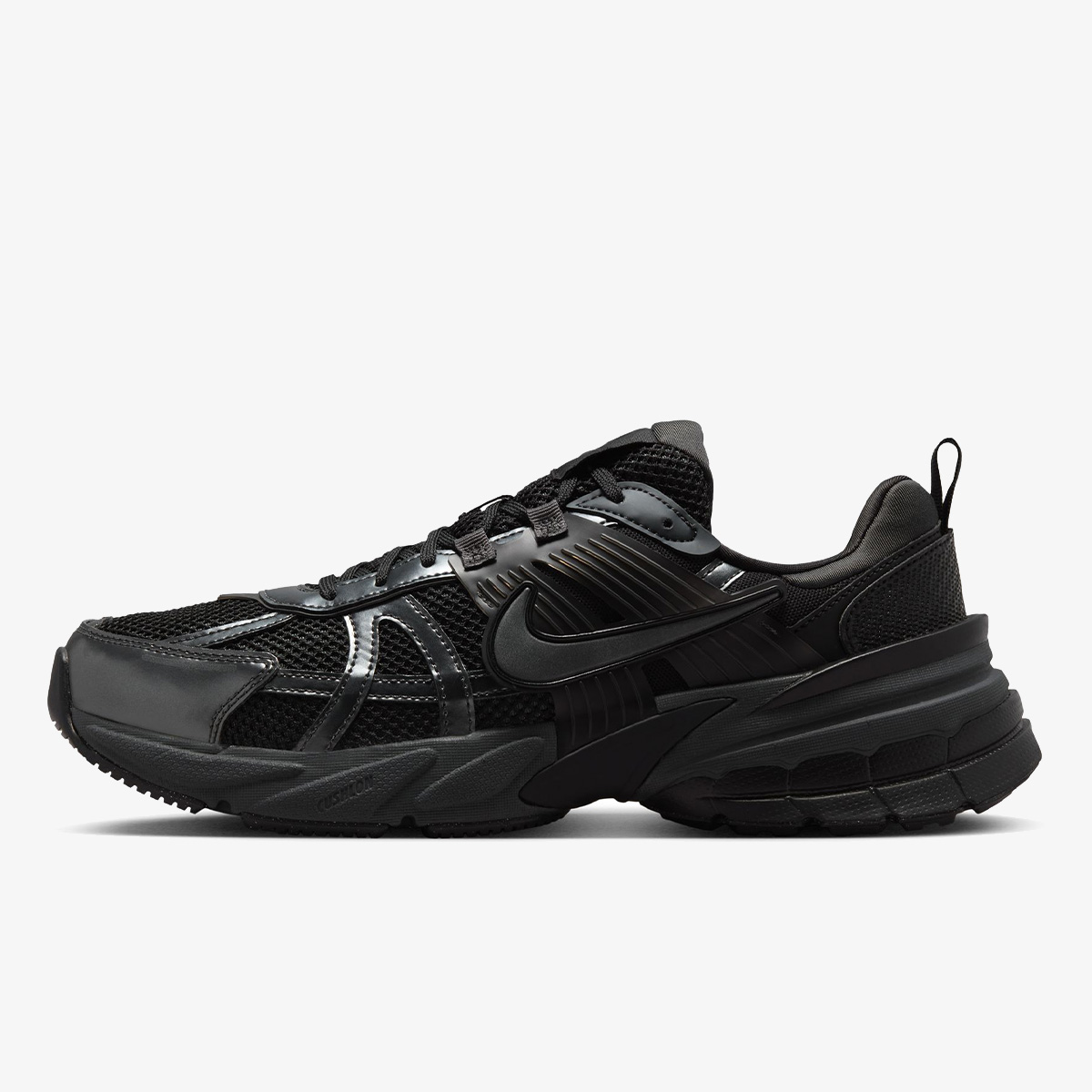 NIKE　V2K　RUN Nike V2K Run Men's Shoes. Nike ID