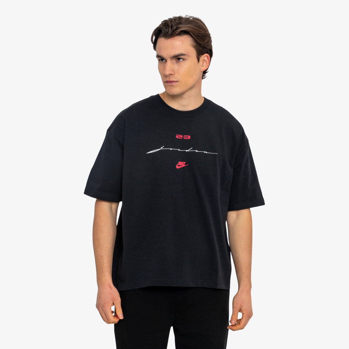 NIKE Tricouri M J FLT SCRIPT BOXY SS CREW | BuzzSneakers Romania