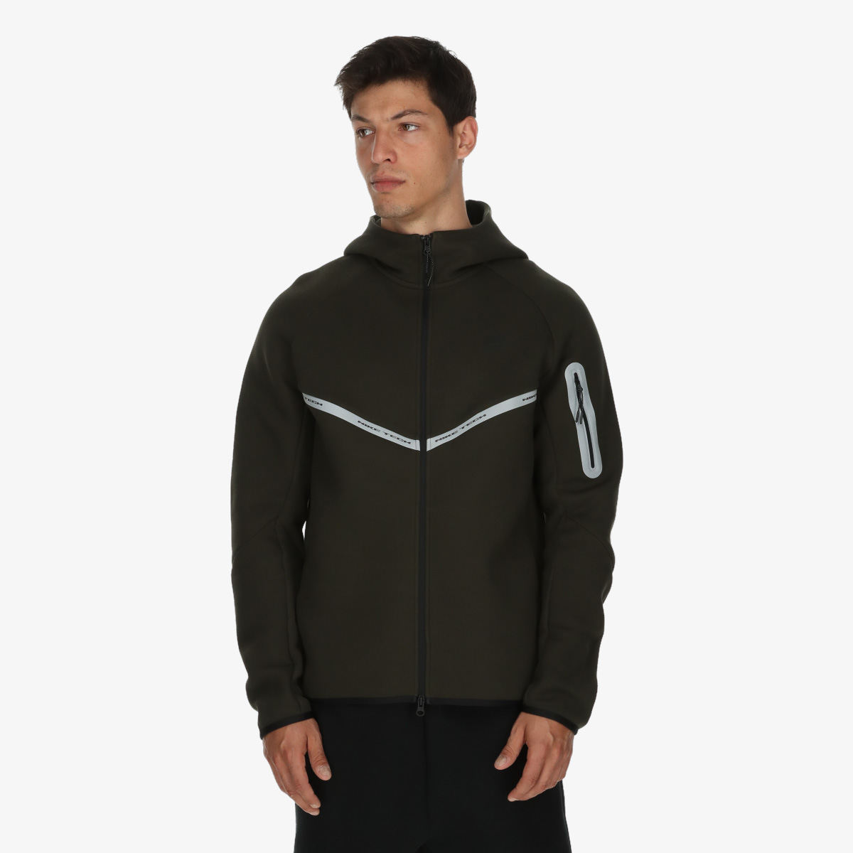 706♡ NIKE Hanorace Tech | BuzzSneakers Romania
