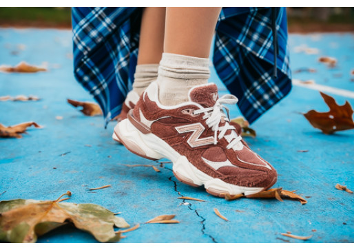 Must-have de toamnă: New Balance 9060