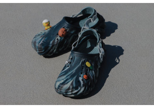 Crocs, Culori și Vară