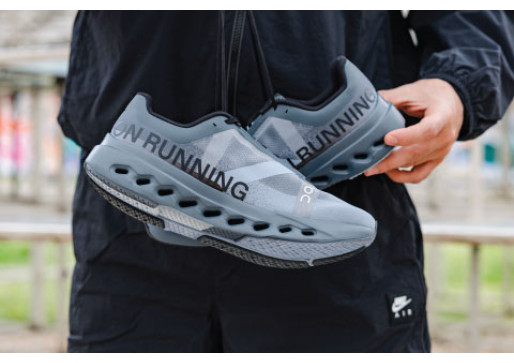 Stil de zi cu zi, simplu și ușor: On Cloudsurfer Next