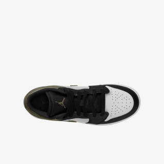 NIKE Pantofi Sport AIR JORDAN 1 LOW BG 