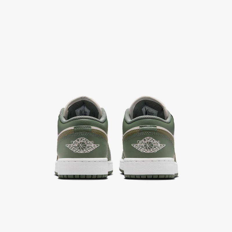 NIKE Pantofi Sport AIR JORDAN 1 LOW BG 