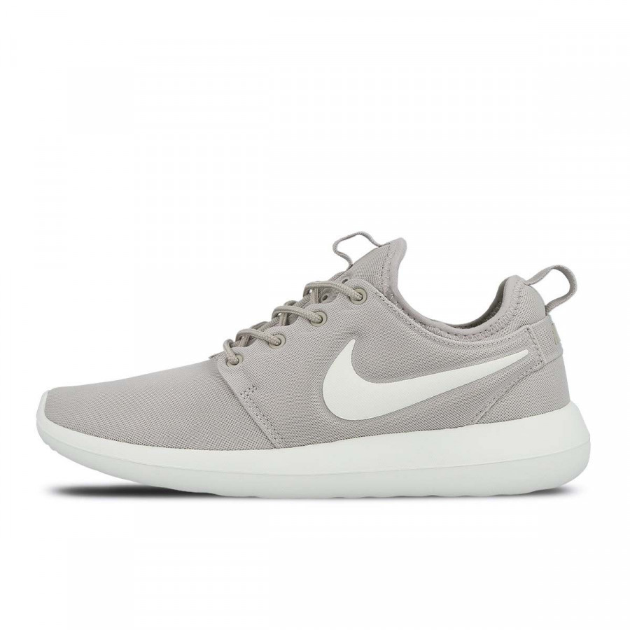 NIKE Pantofi Sport ROSHE TWO 