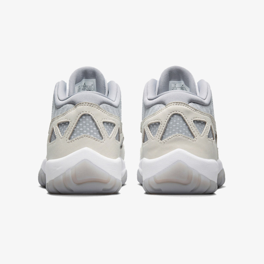 NIKE Pantofi Sport AIR JORDAN 11 RETRO LOW IE 