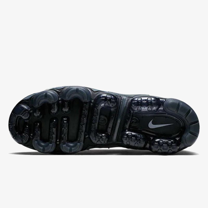 NIKE Pantofi Sport AIR VAPORMAX PLUS 
