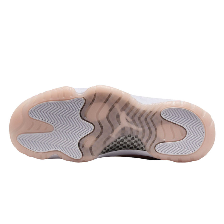NIKE Pantofi Sport WMNS AIR JORDAN 11 RETRO LOW 