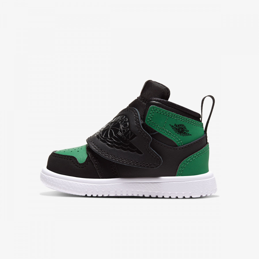 NIKE Pantofi Sport SKY JORDAN 1 BT 