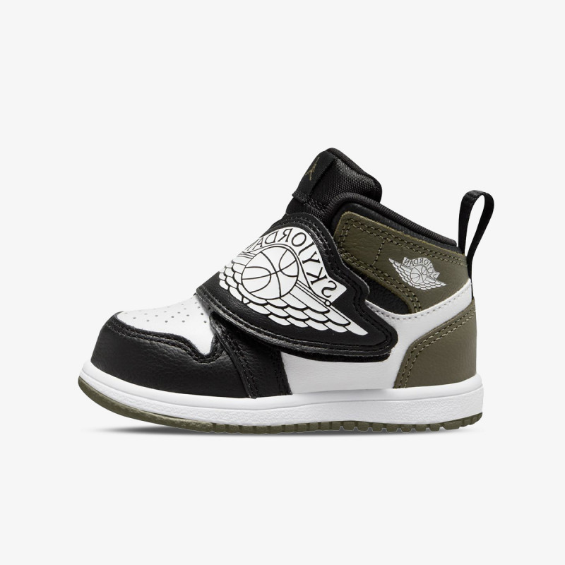 NIKE Pantofi Sport Sky Jordan 1 