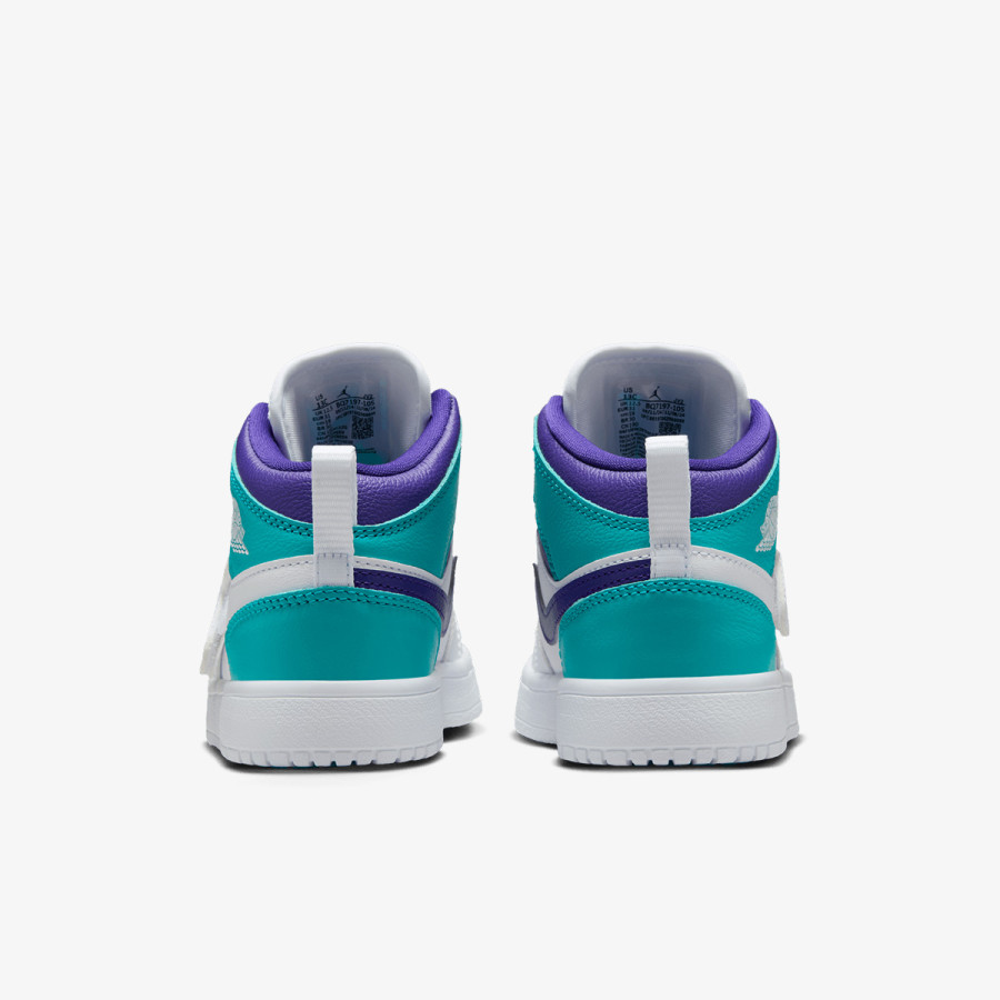 NIKE Pantofi Sport SKY JORDAN 1 BP 