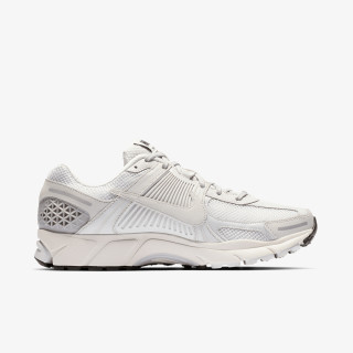 NIKE Pantofi Sport Zoom Vomero 5 SP 