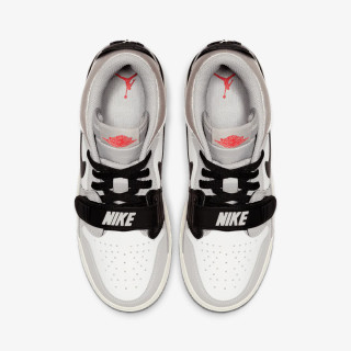 NIKE Pantofi Sport AIR JORDAN LEGACY 312 LOW 