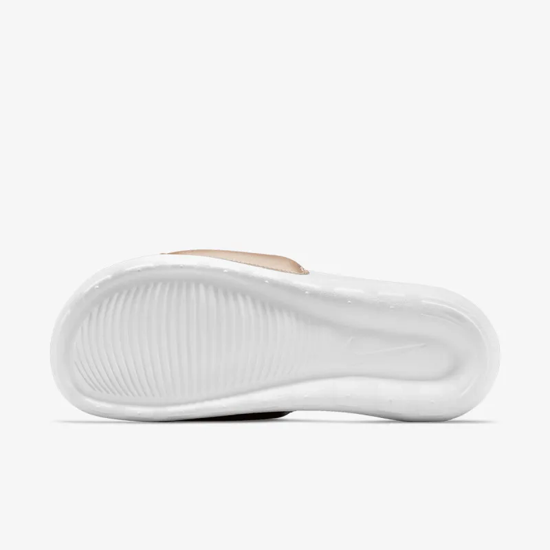 NIKE Pantofi Sport Victori One 
