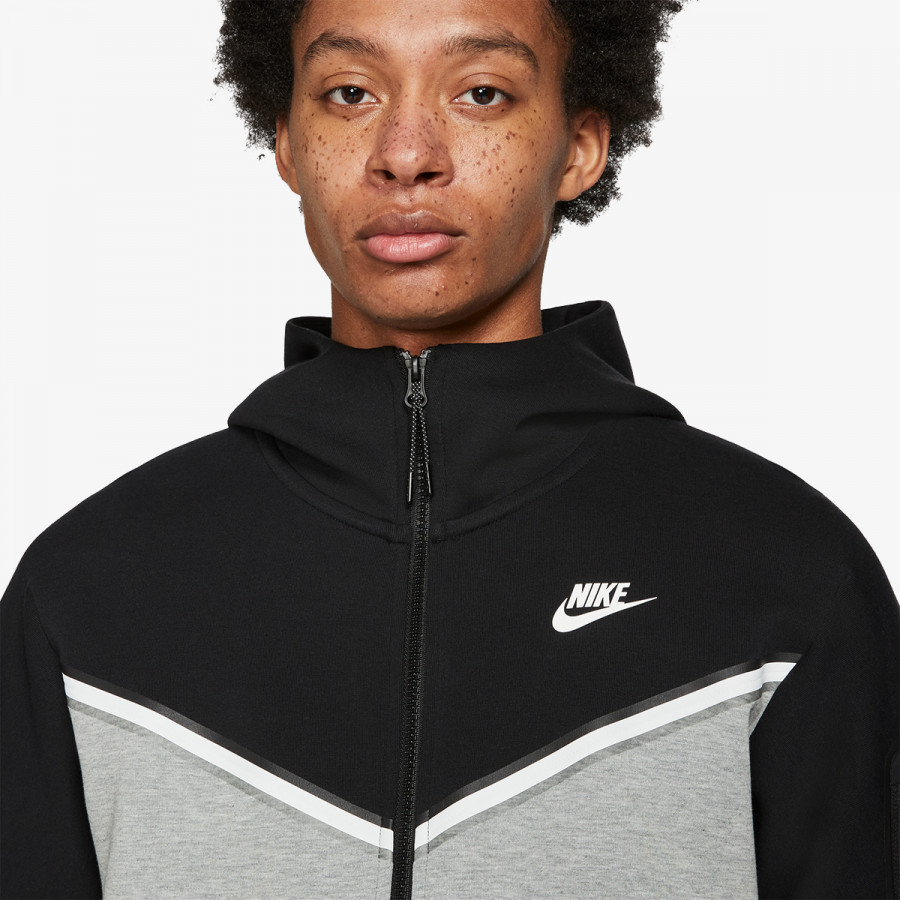 NIKE Hanorace Sportswear Tech Fleece 