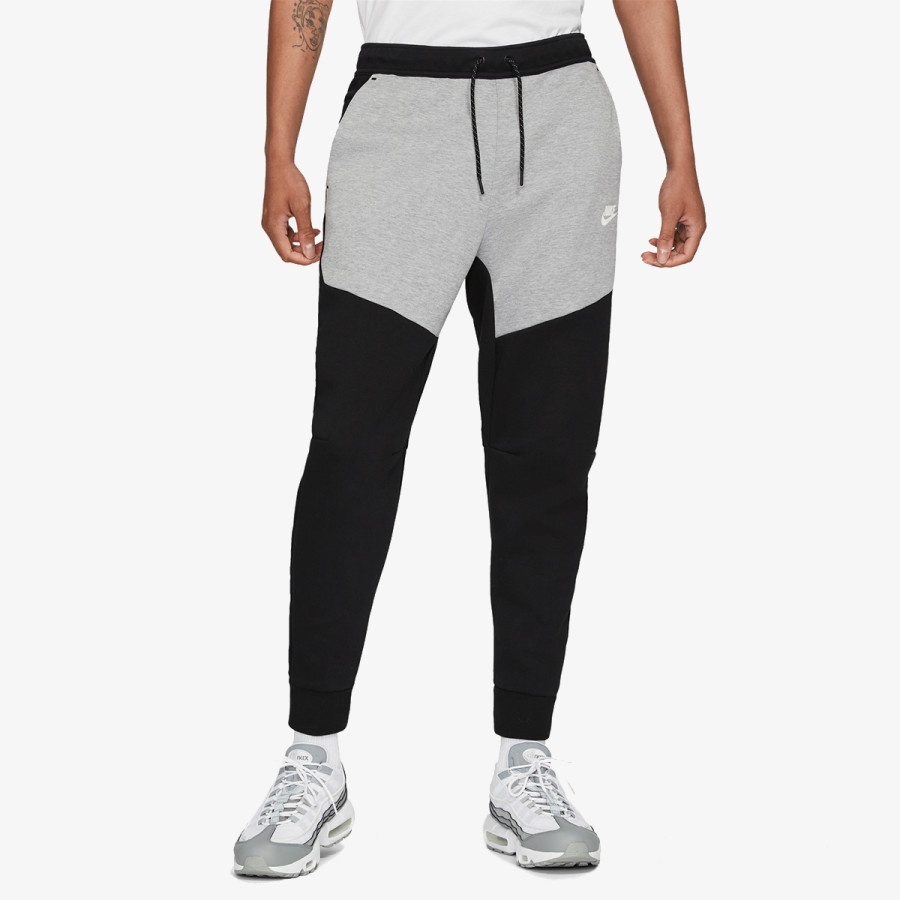 NIKE Pantaloni de trening Sportswear Tech Fleece BuzzSneakers Romania
