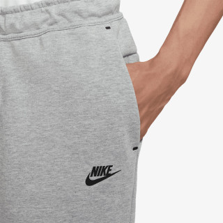 NIKE Pantaloni scurti Sportswear Tech Fleece 