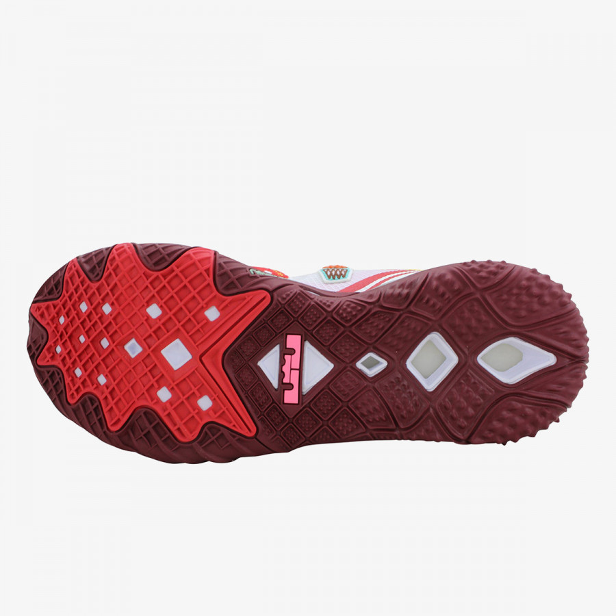 NIKE Pantofi Sport LEBRON XVIII LOW 