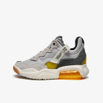 NIKE Pantofi Sport WMNS JORDAN MA2 
