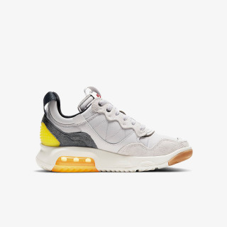 NIKE Pantofi Sport WMNS JORDAN MA2 