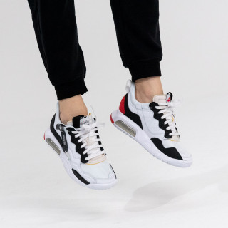 NIKE Pantofi Sport WMNS JORDAN MA2 