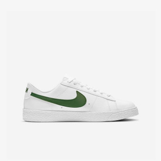 NIKE Pantofi Sport BLAZER LOW BG 