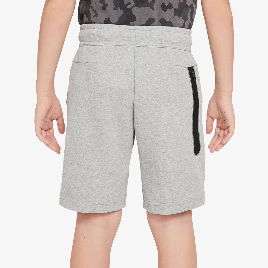 NIKE Pantaloni scurti Sportswear Tech 