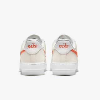 NIKE Pantofi Sport WMNS AIR FORCE 1 '07 SE S50 