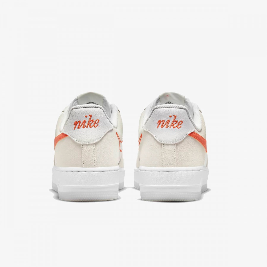 NIKE Pantofi Sport WMNS AIR FORCE 1 '07 SE S50 