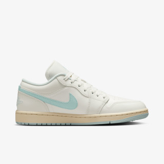 NIKE Pantofi Sport WMNS AIR JORDAN 1 LOW 