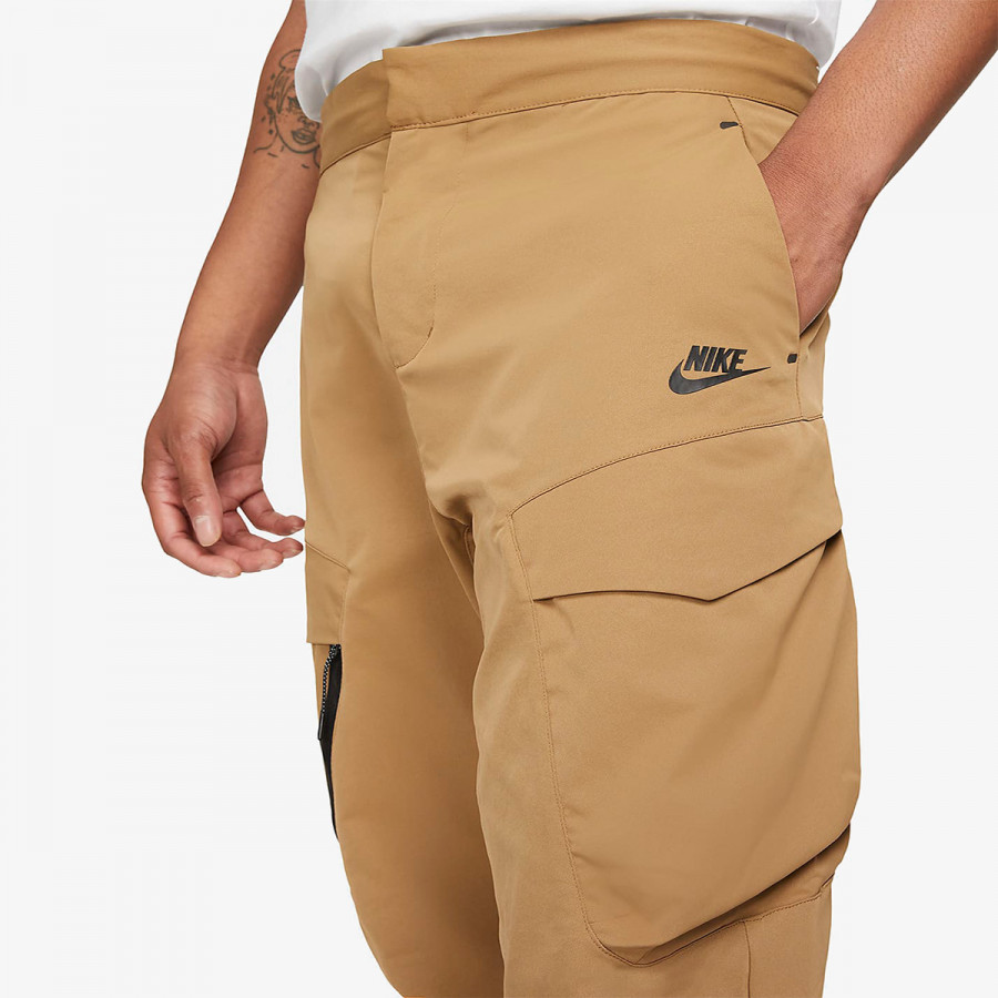 NIKE Pantaloni de trening M NSW TE WVN UL UTILITY PANT 