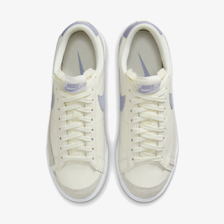 NIKE Pantofi Sport W BLAZER LOW PLATFORM 