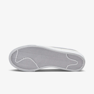 NIKE Pantofi Sport W BLAZER LOW PLATFORM 