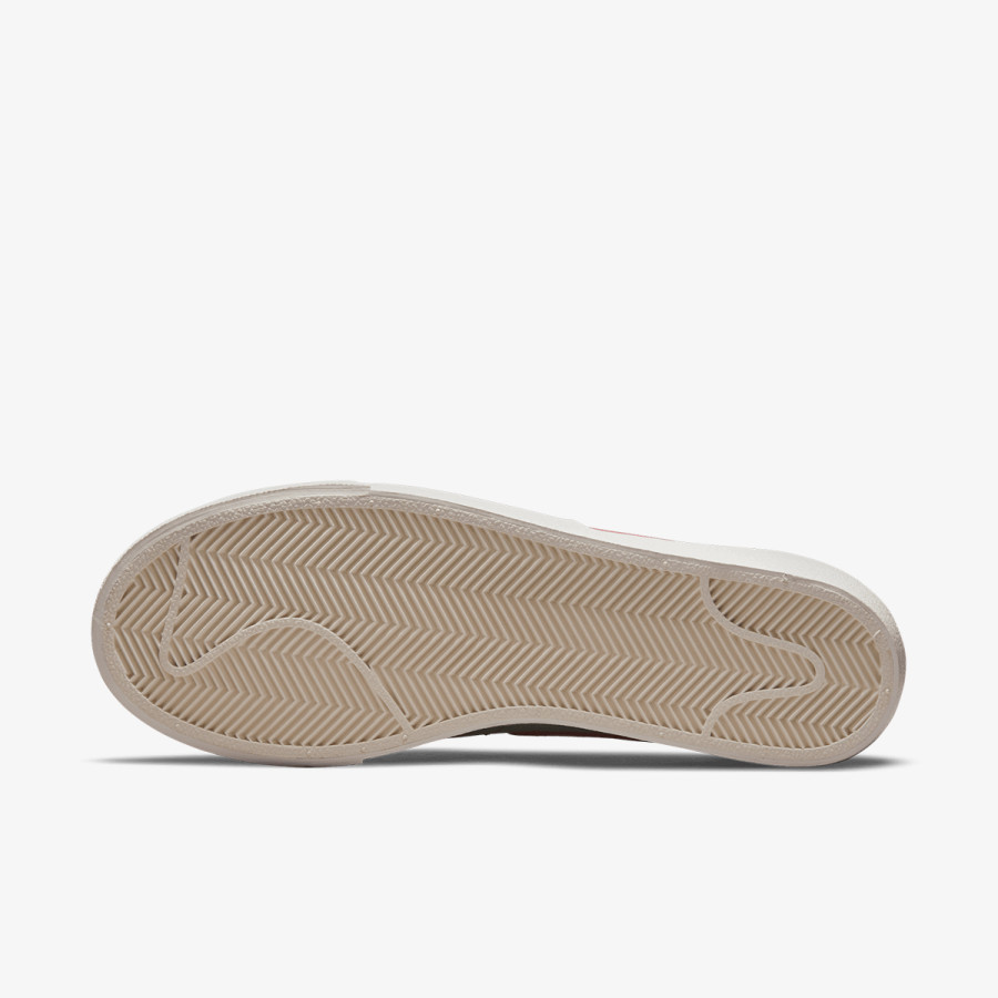 NIKE Pantofi Sport Blazer Low Platform 