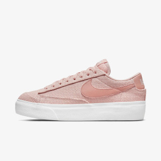 NIKE Pantofi Sport W BLAZER LOW PLATFORM ESS 