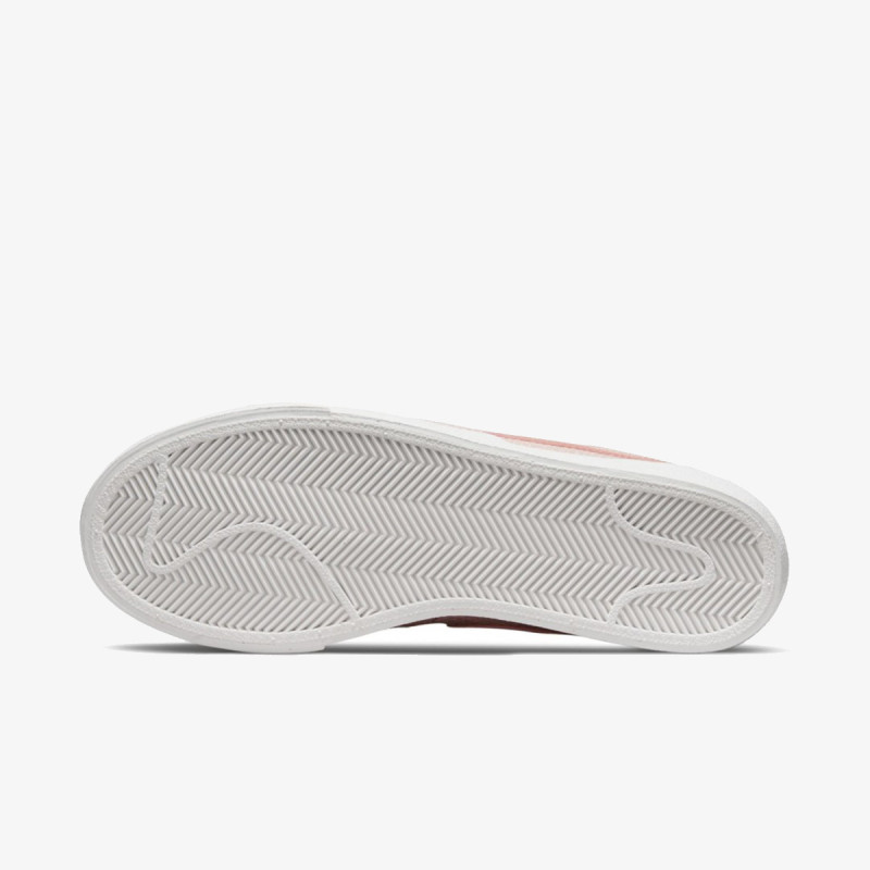 NIKE Pantofi Sport W BLAZER LOW PLATFORM ESS 