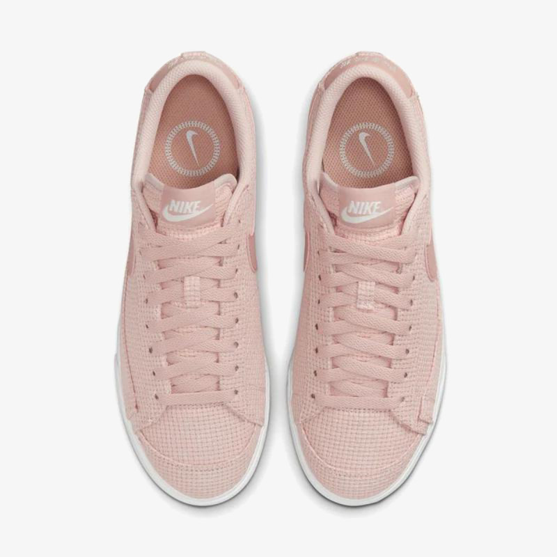 NIKE Pantofi Sport W BLAZER LOW PLATFORM ESS 