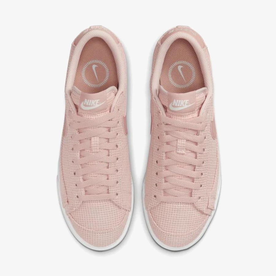 NIKE Pantofi Sport W BLAZER LOW PLATFORM ESS 
