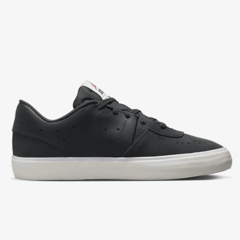 NIKE Pantofi Sport JORDAN SERIES ES 