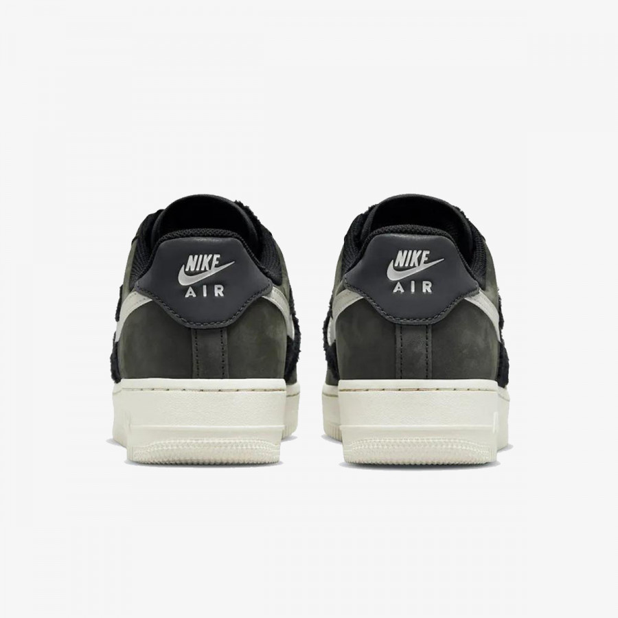NIKE Pantofi Sport WMNS AIR FORCE 1 MEM 4 