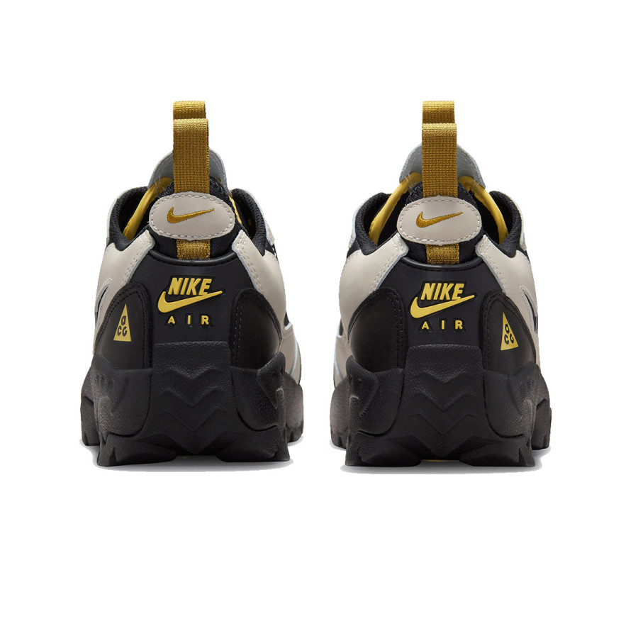 NIKE Pantofi Sport ACG AIR MADA 
