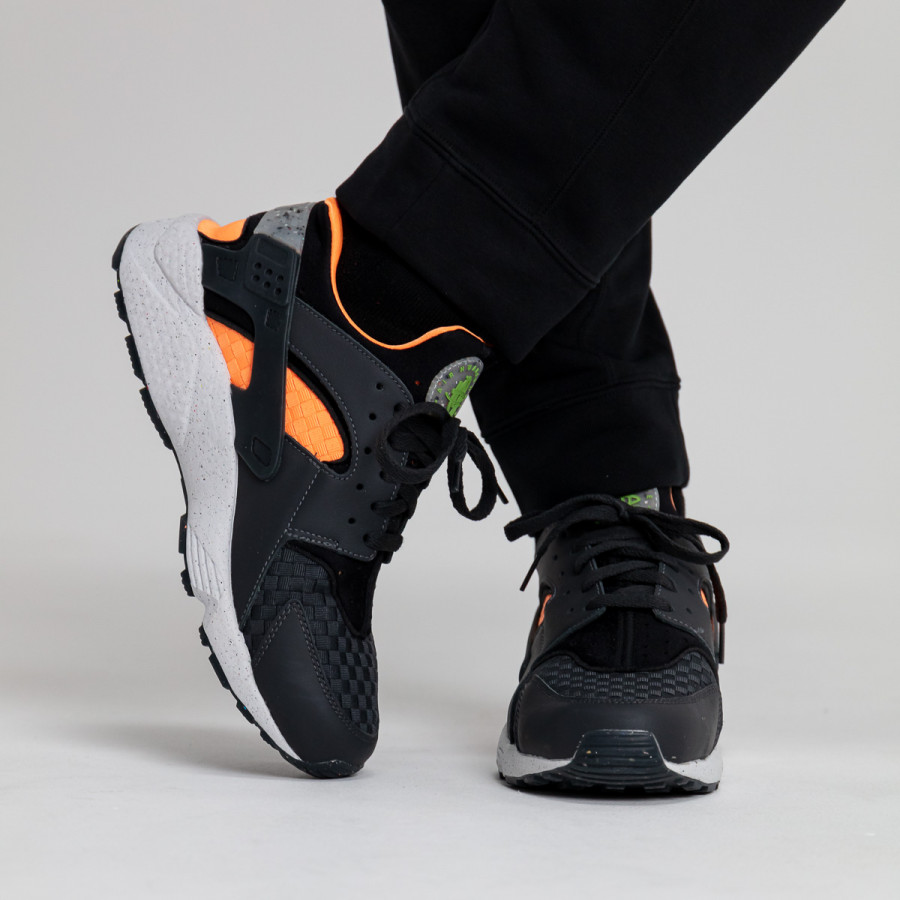 NIKE Pantofi Sport AIR HUARACHE CRATER PRM 