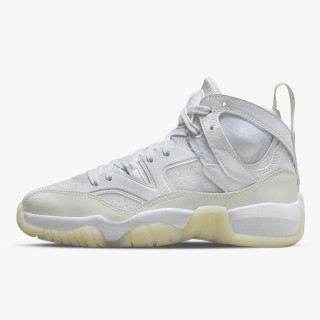 NIKE Pantofi Sport WMNS JUMPMAN TWO TREY 