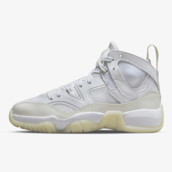 NIKE Pantofi Sport WMNS JUMPMAN TWO TREY 