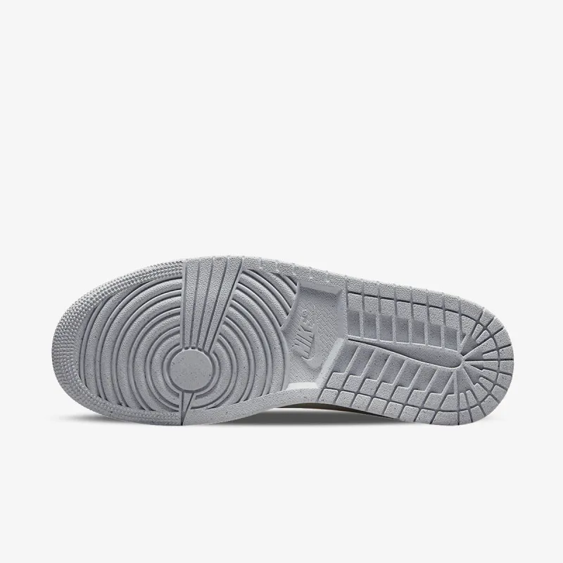 NIKE Pantofi Sport WMNS AIR JORDAN 1 MID SE 